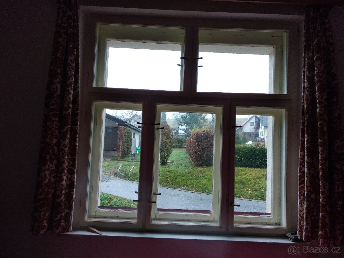 Kliky mosazné ze starých dřevěných oken - 4