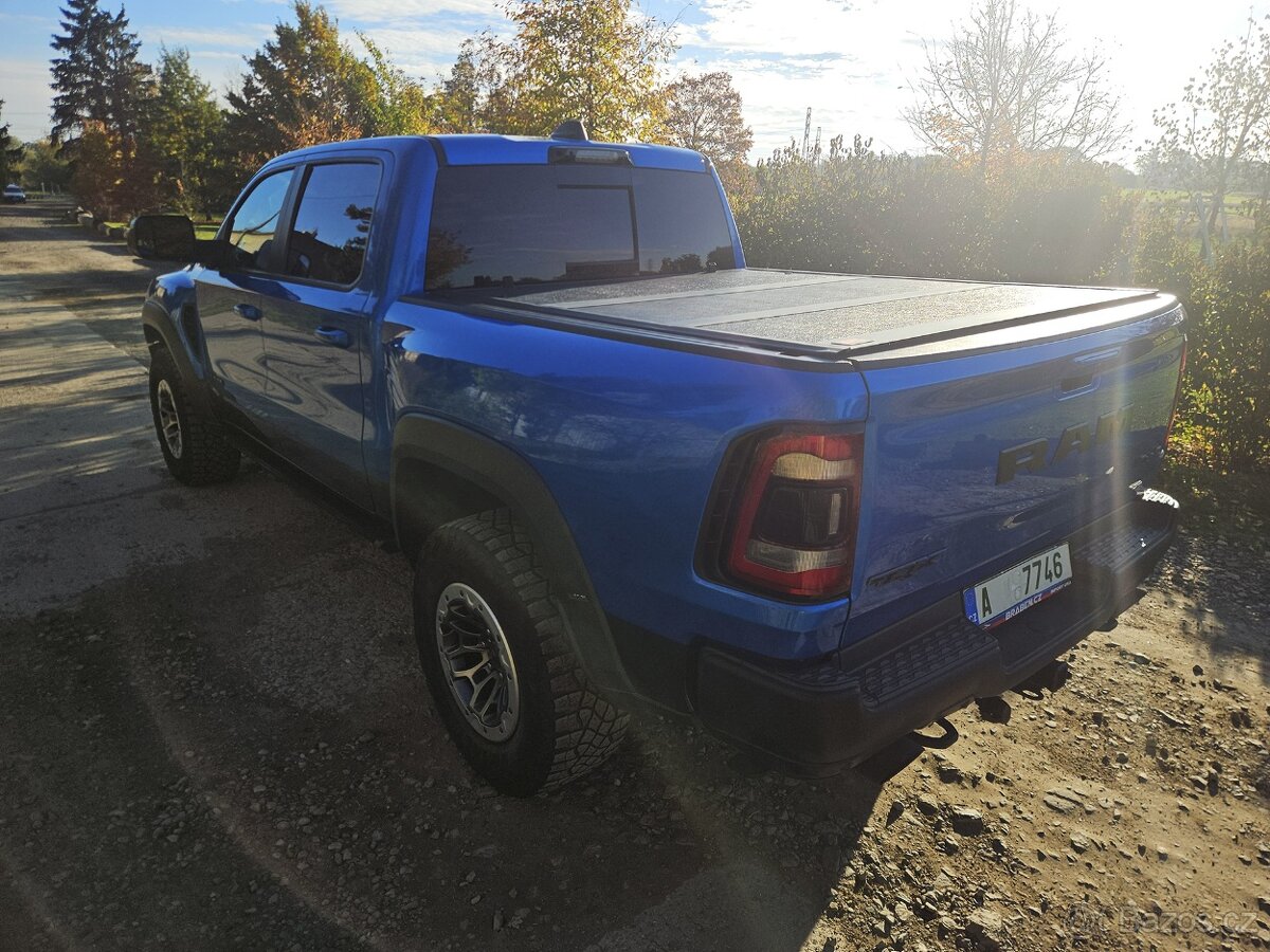 DODGE RAM 1500 TRX 6.2 HEMI V8 Supercharged 702 PS NEHAVAROV