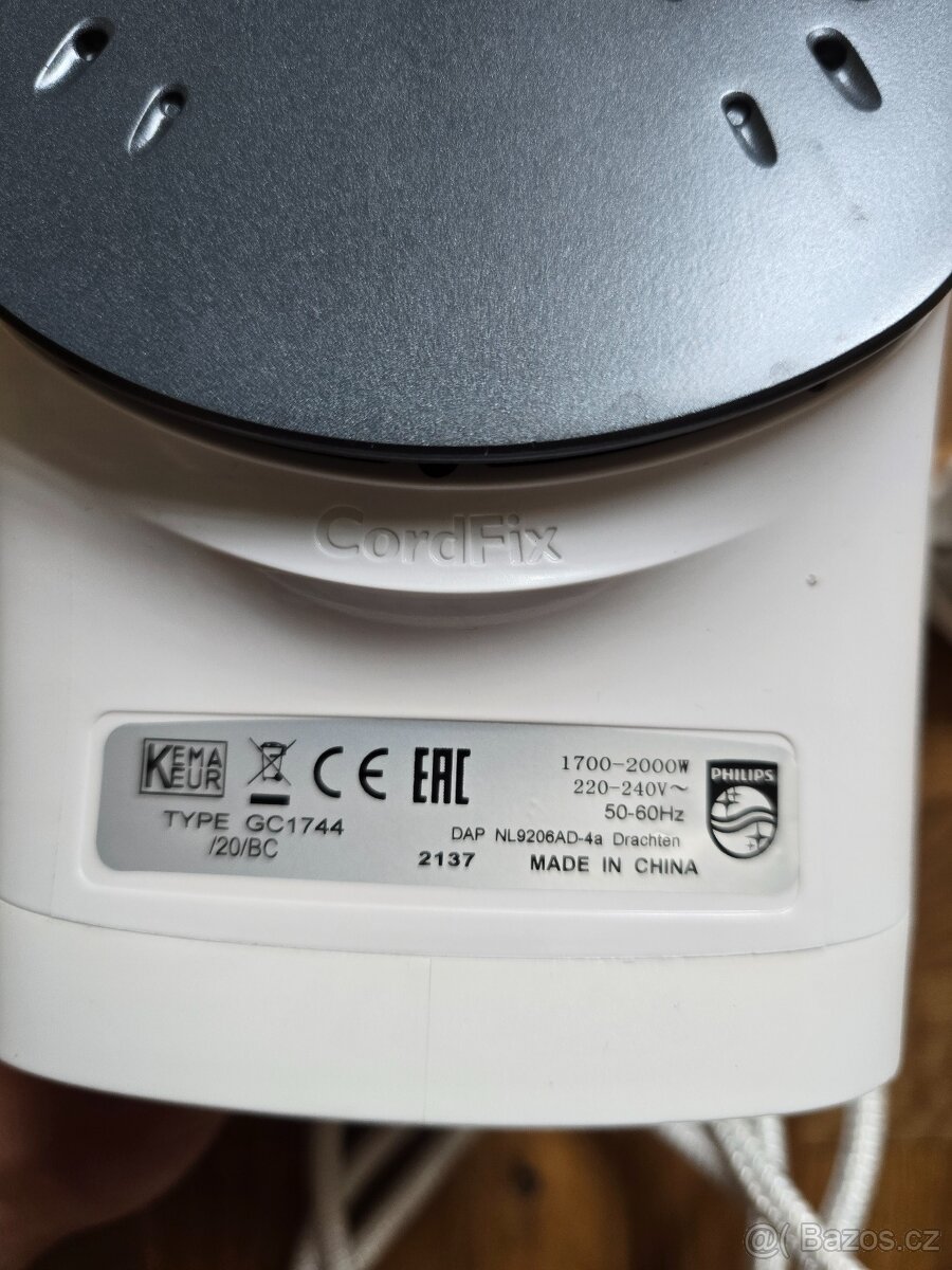 Nová žehlička Phillips GC1744/20 - 4