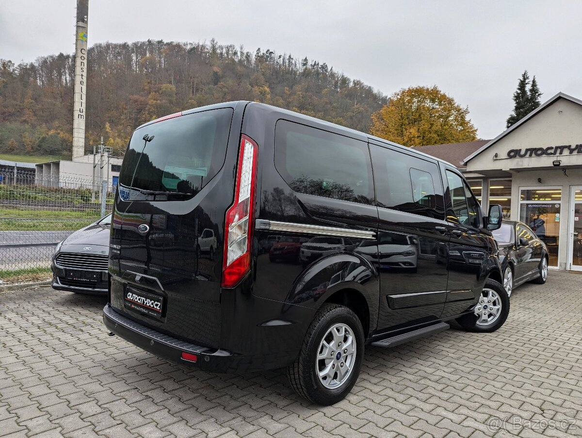 Ford Tourneo Custom TITANIUM 2.2TDCi 114kW 8 MÍST, KAMERA - 4