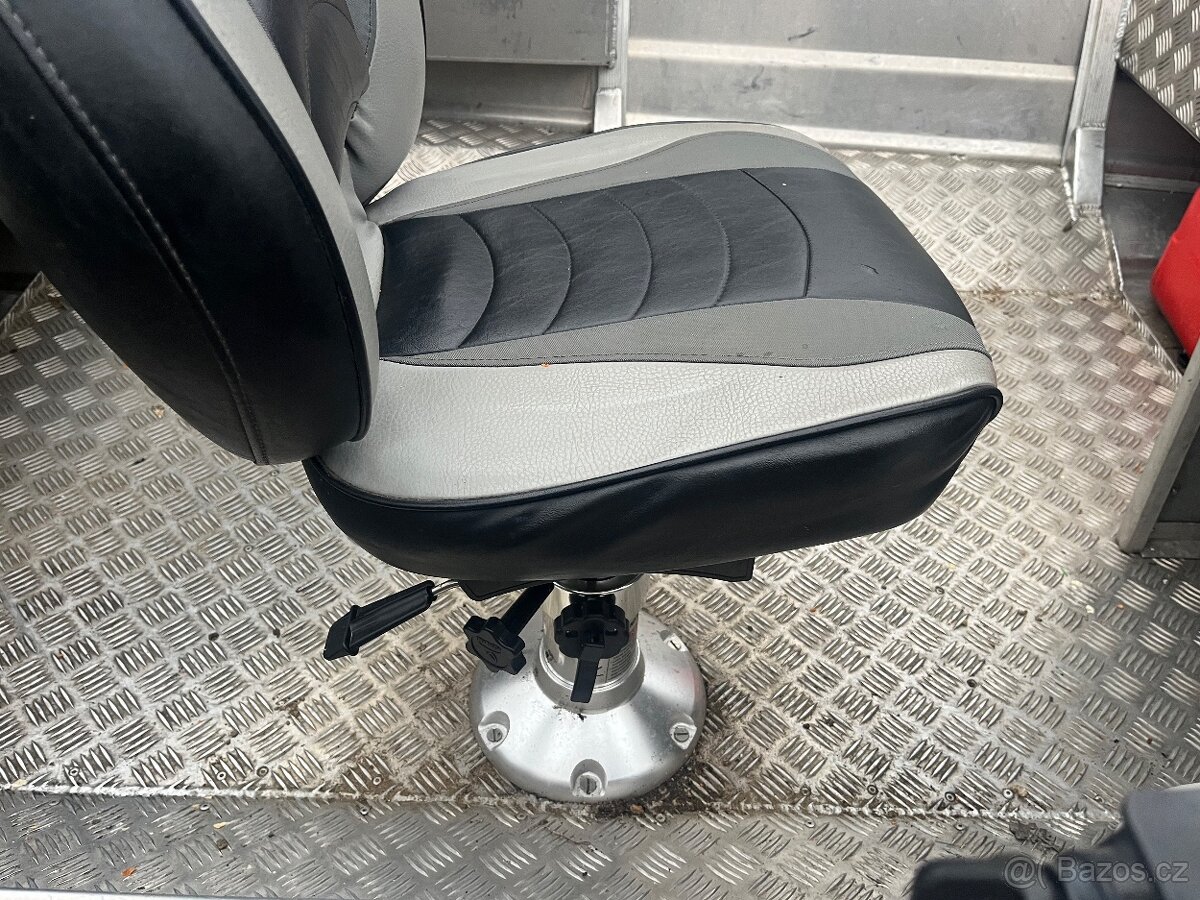 Hliníková rybářská loď - 4