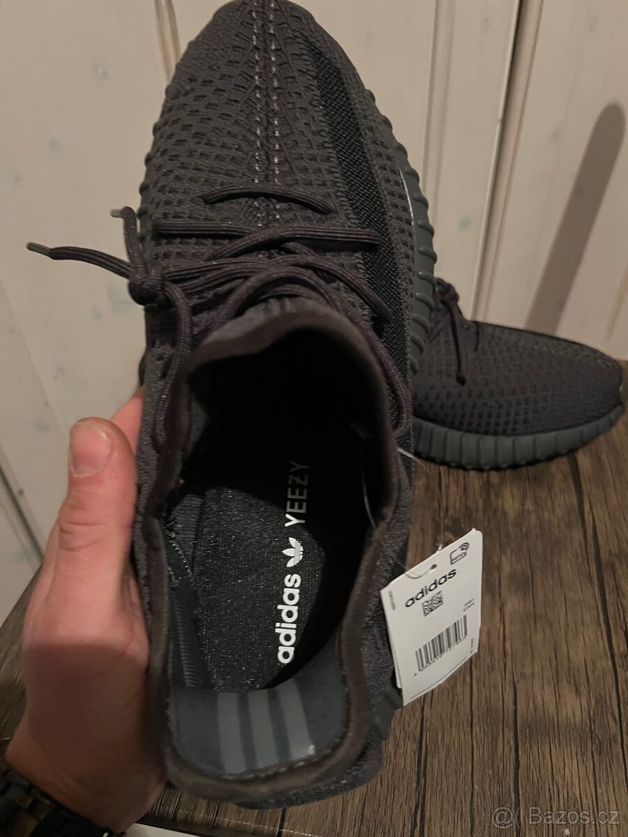 Yeezy 350 v2 cinder - 4