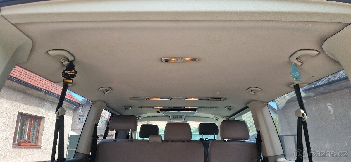 interiér VW T5 Caravelle - 4