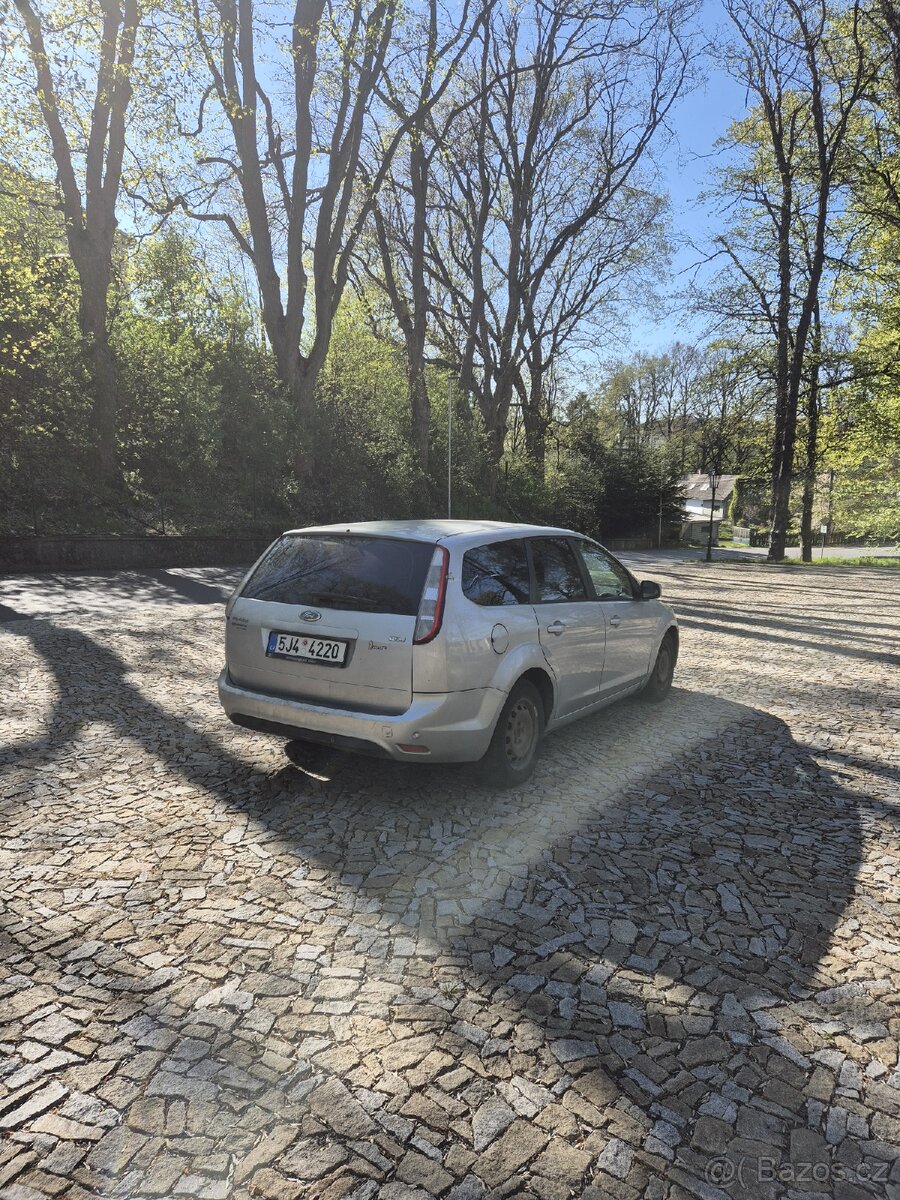 Ford Focus 1.6 tdci - 4