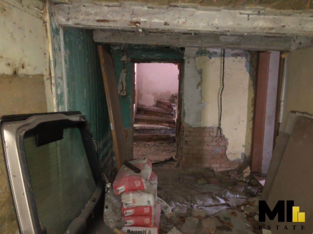 Prodej rodinného domu o velikosti 265 m2 na pozemku o veliko - 4