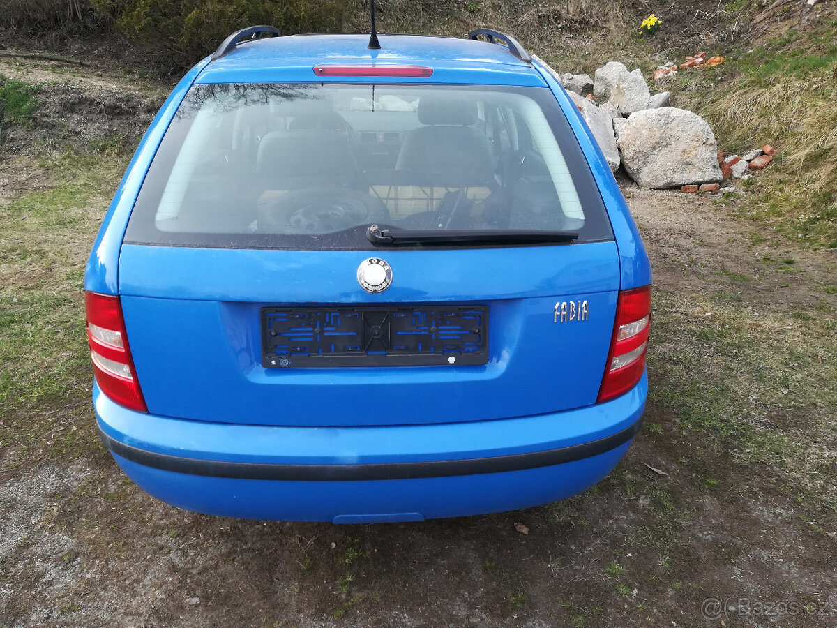 Náhradní díly na Škoda Fabia I modrá 4402 - 4