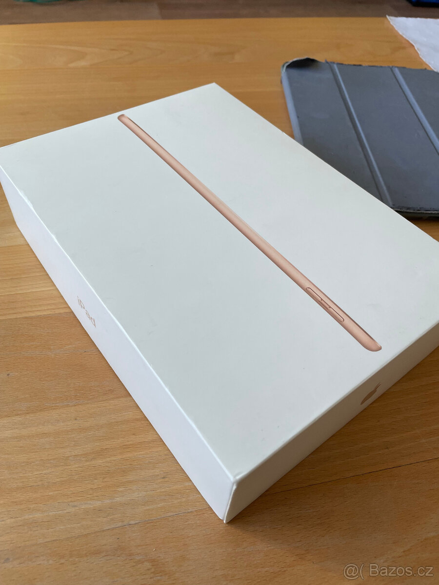 Prodám Apple iPad 6 generace 32Gb Wi-Fi - 4
