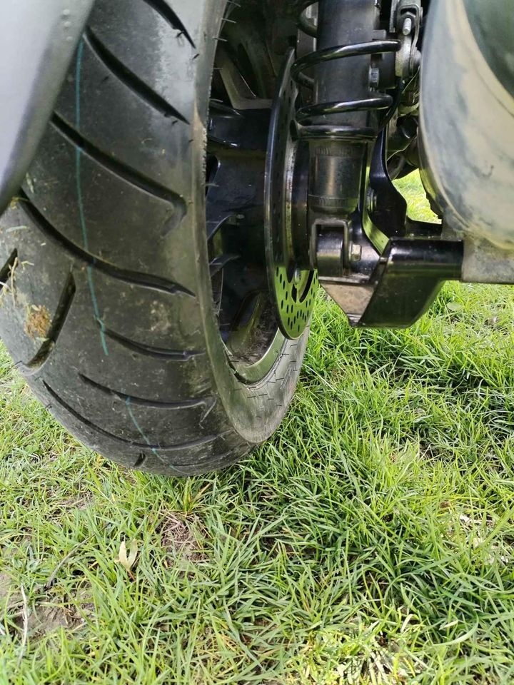 2010 Yamaha majesty YP 400 - 4