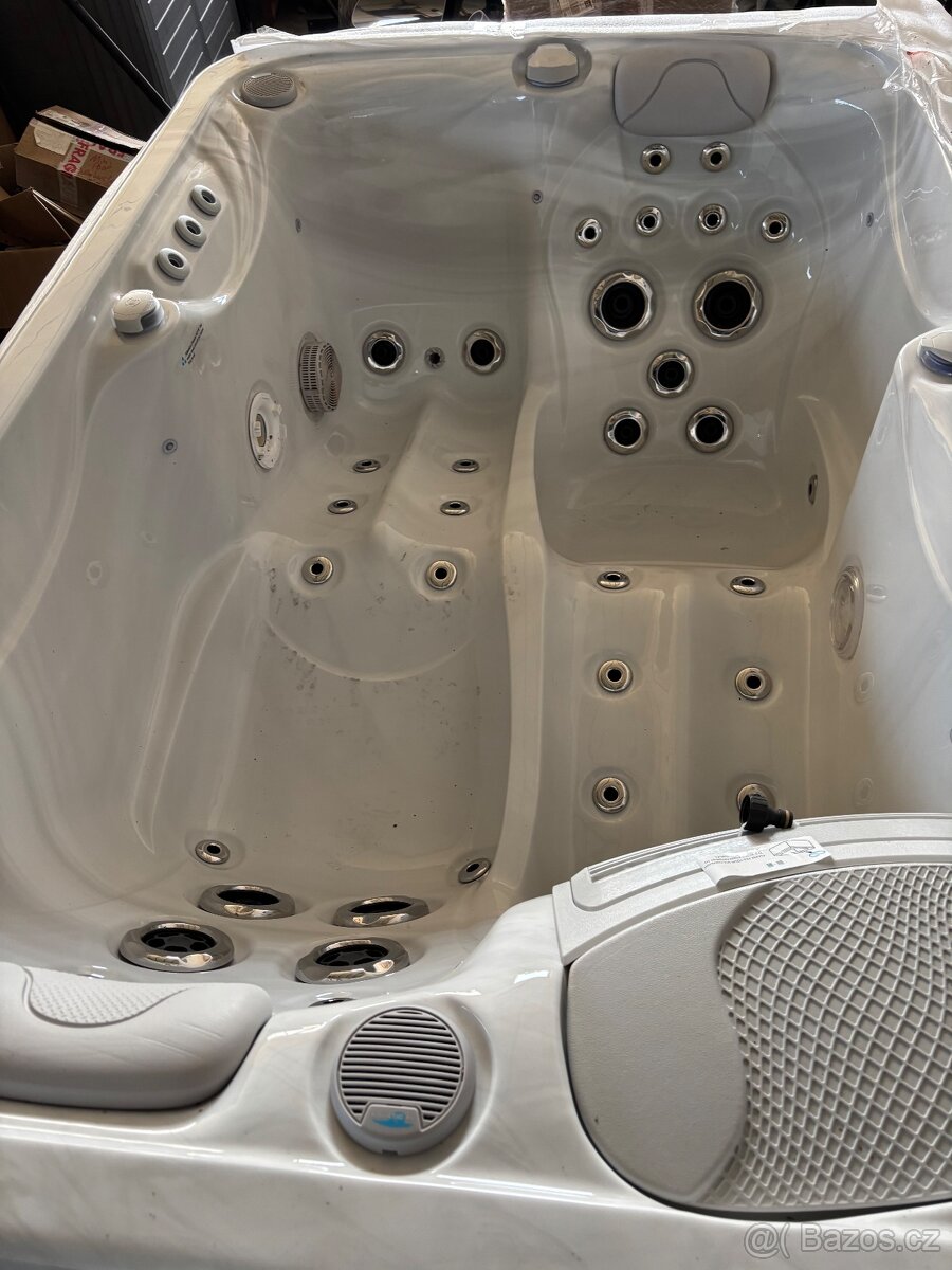 Vírivka Balboa pro 2 osoby OZON+UV lampa - 4