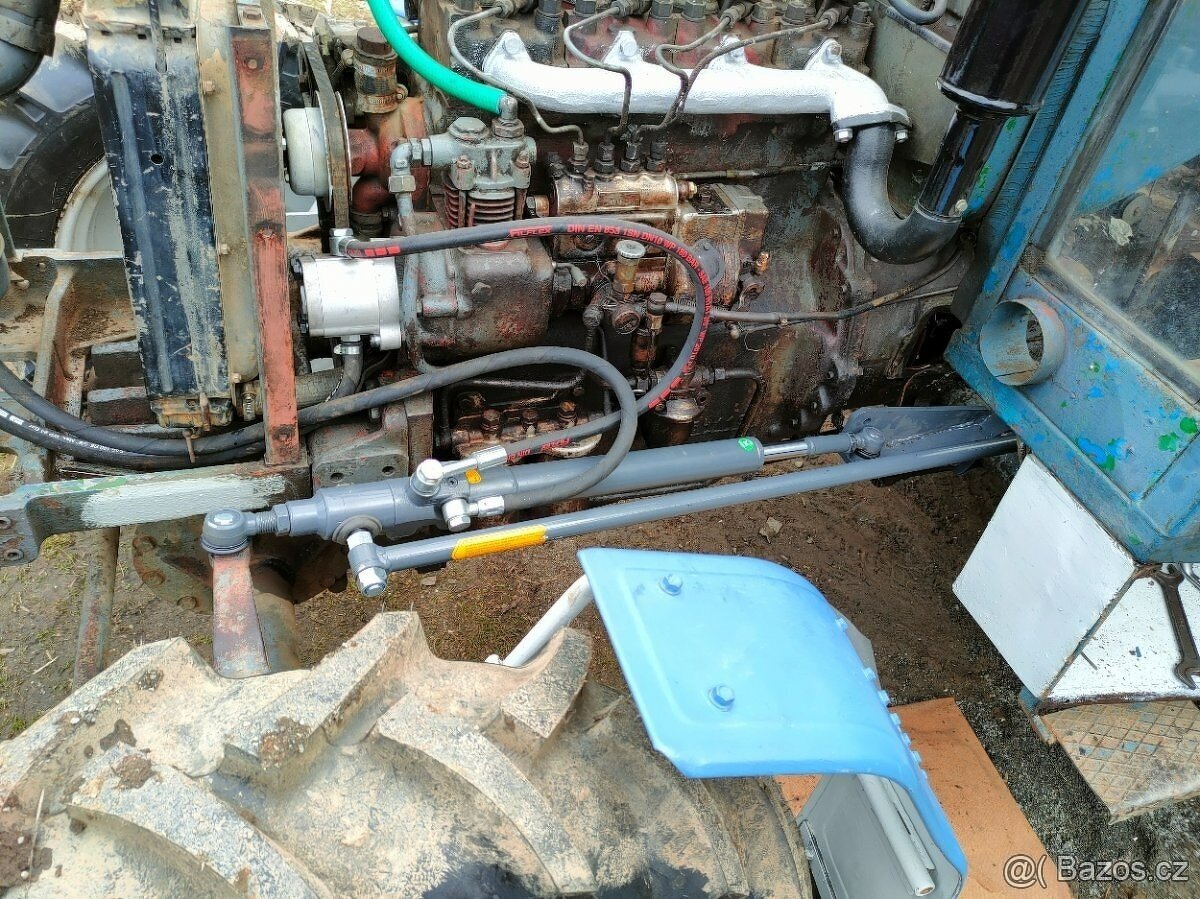 Posilovač řízení Zetor - 4