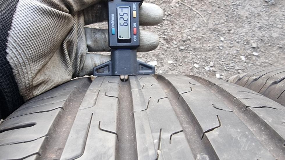 Letní pneu 215/55/17 Continental - 4