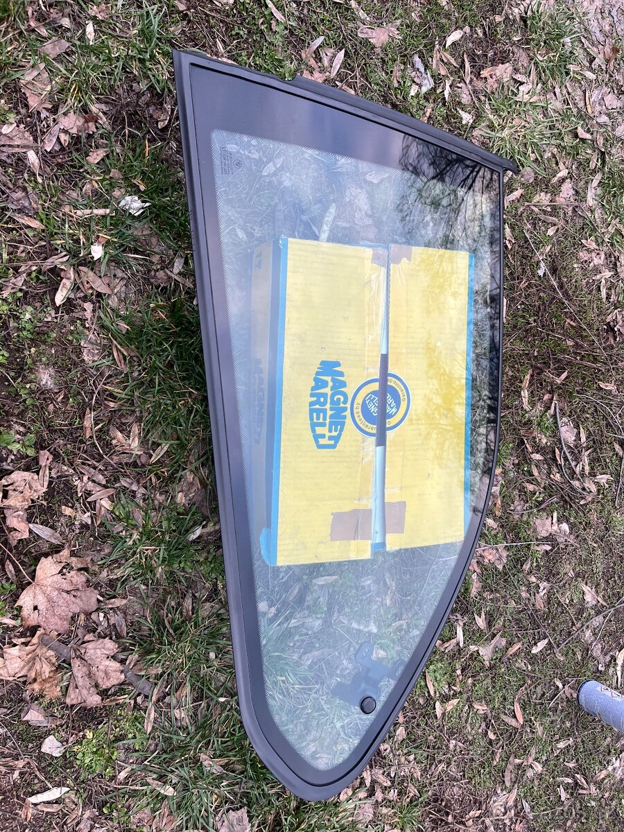 Zadní okénka e36 compact - 4