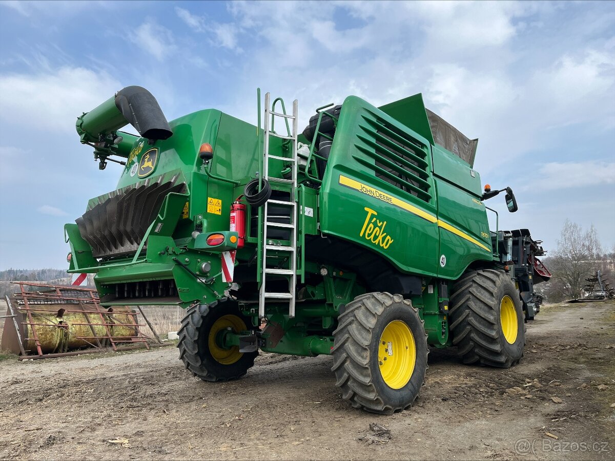 JOHN DEERE T670i - 4