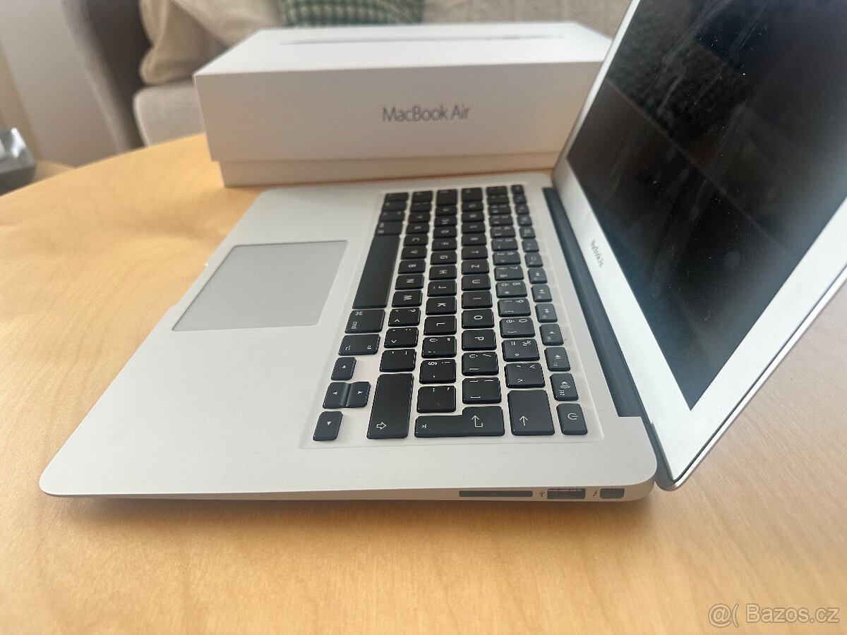 MacBook Air 2018 128GB - 4