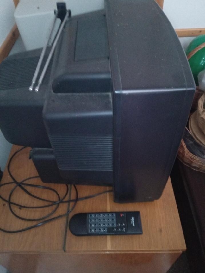 Prodám starší televizor ORAVA COLOR 346 - 4