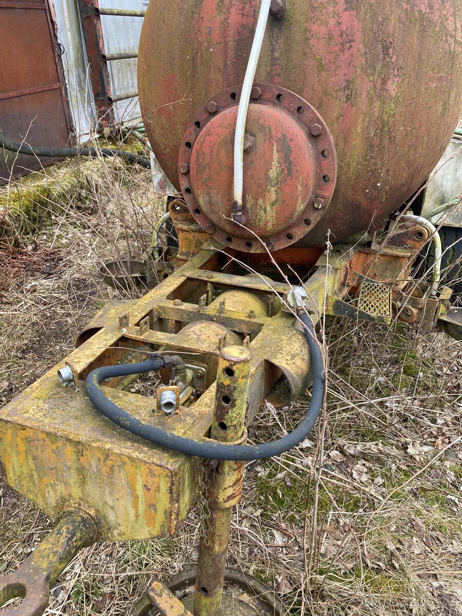 Cisterna na vodu - 4