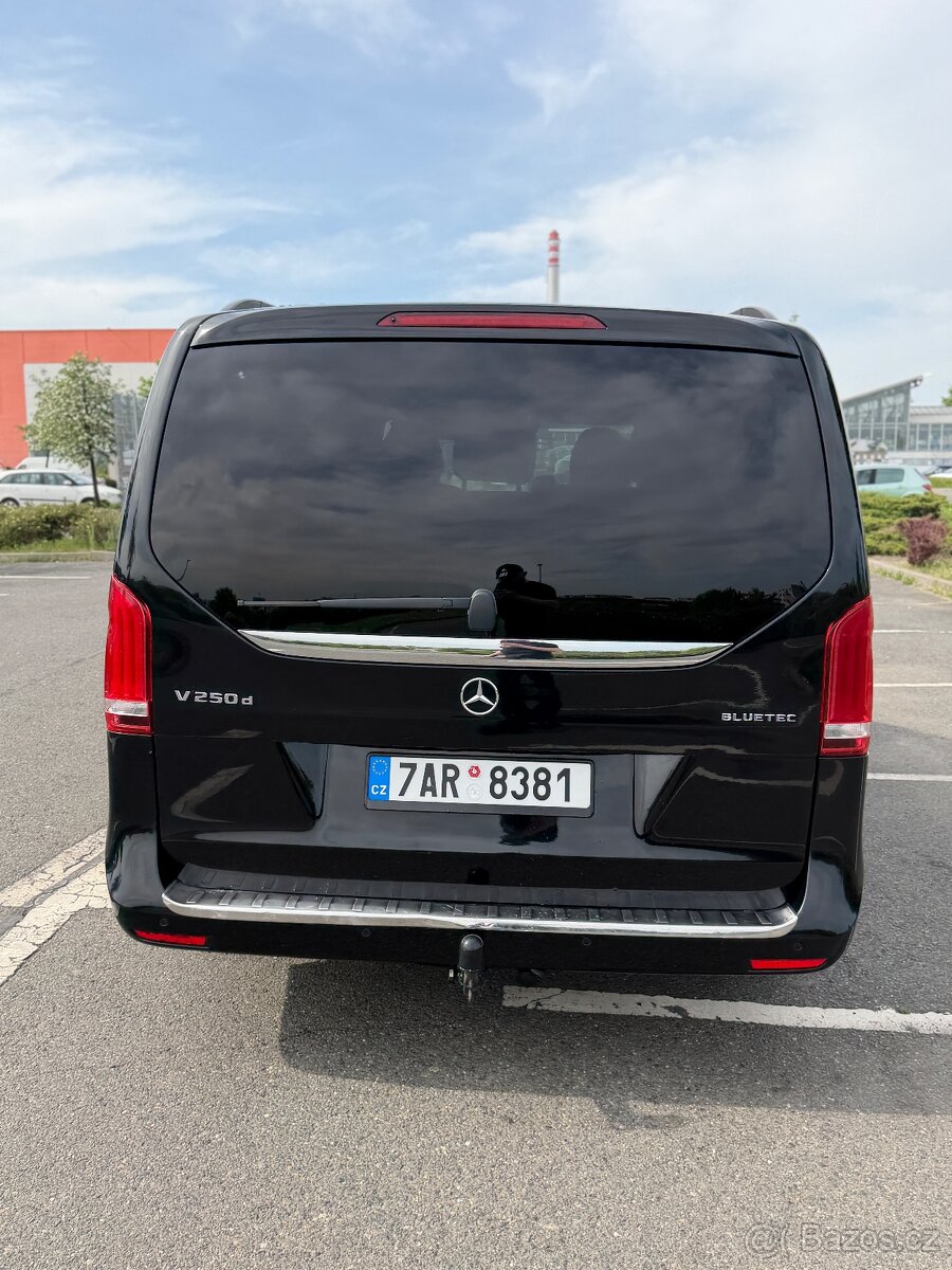 Mercedes Benz V class 250 - 4