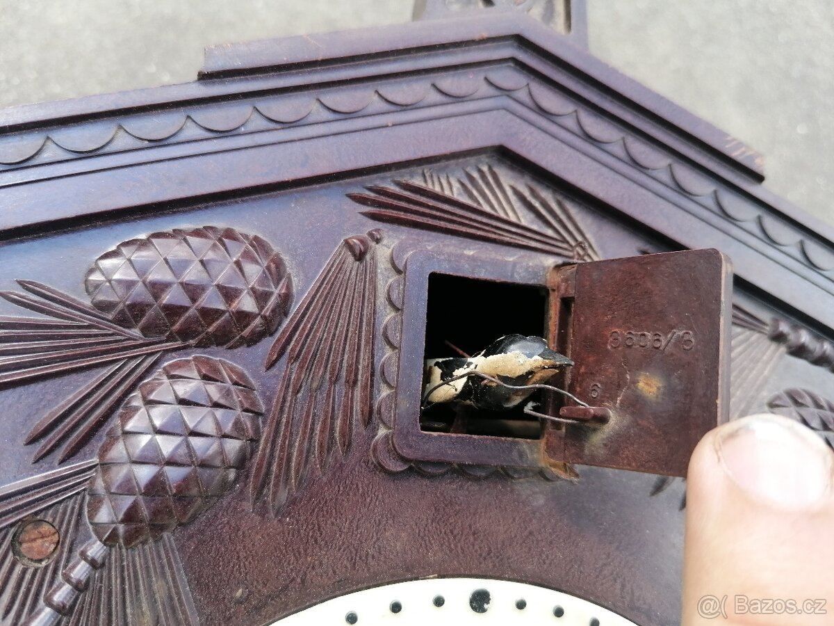 Predám starožitné kukučkové hodiny - 4