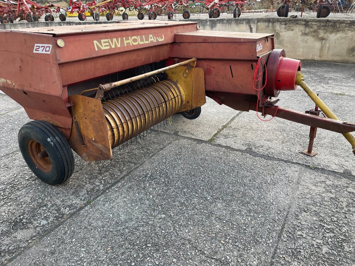 Lis na malé balíky New Holland 270 - 4