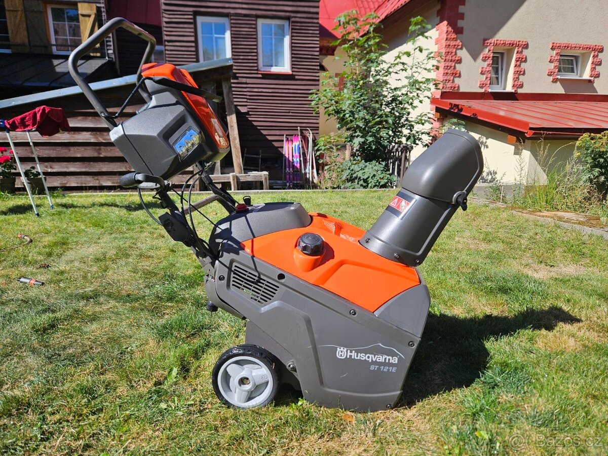 Sněhová fréza Husqvarna ST 121E - 4