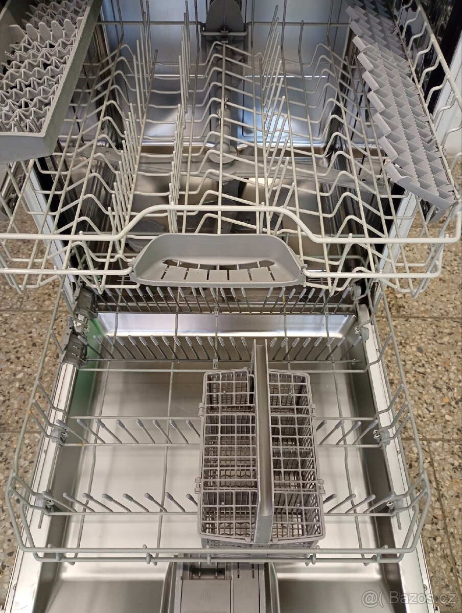 Myčka nádobí Siemens podstavná - 4