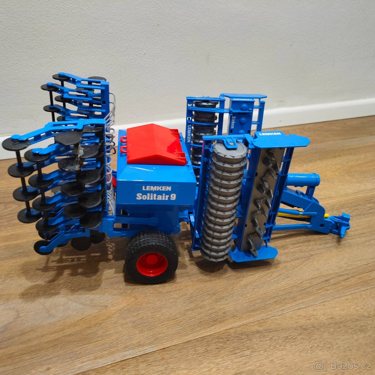 Bruder secí mašina,pluh, lis na kulaté baliky - 4