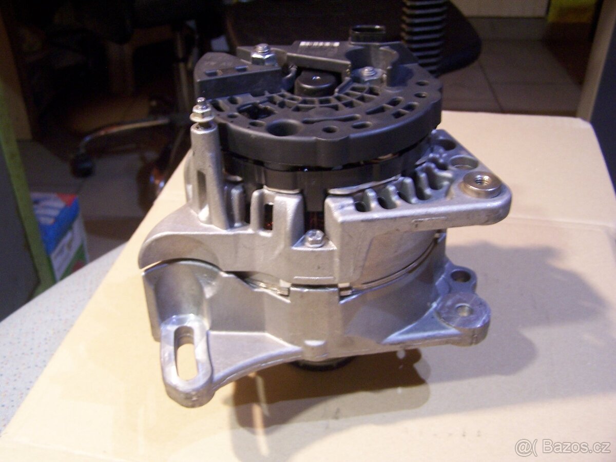 Alternátor Bosch 0 124 315 037 - 4