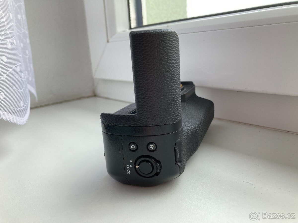 VPB-X-T2 Bateriový grip pro Fuji X-T2 - 4