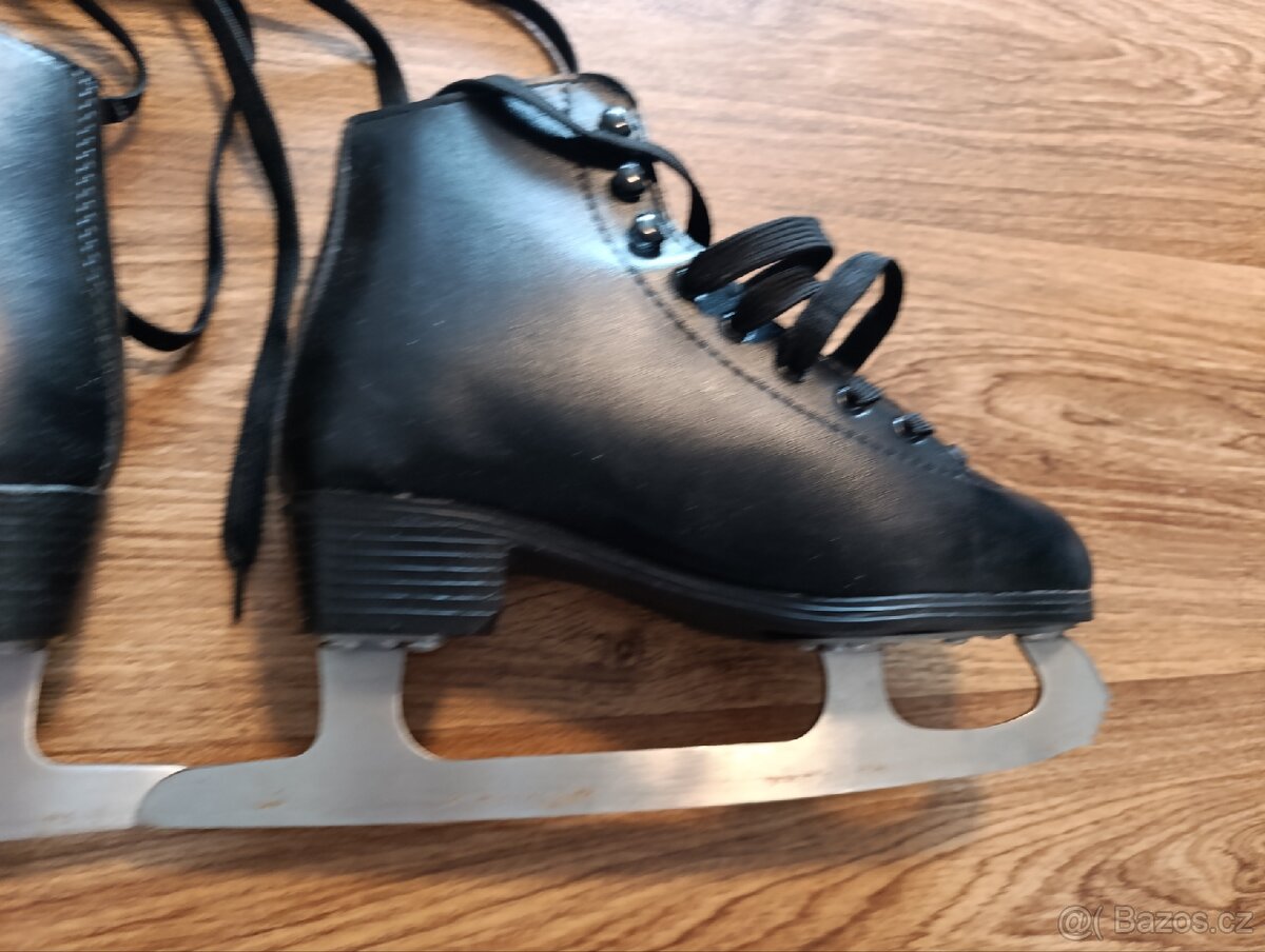 Dámské brusle jako 9 1/4 Jako nové - 4