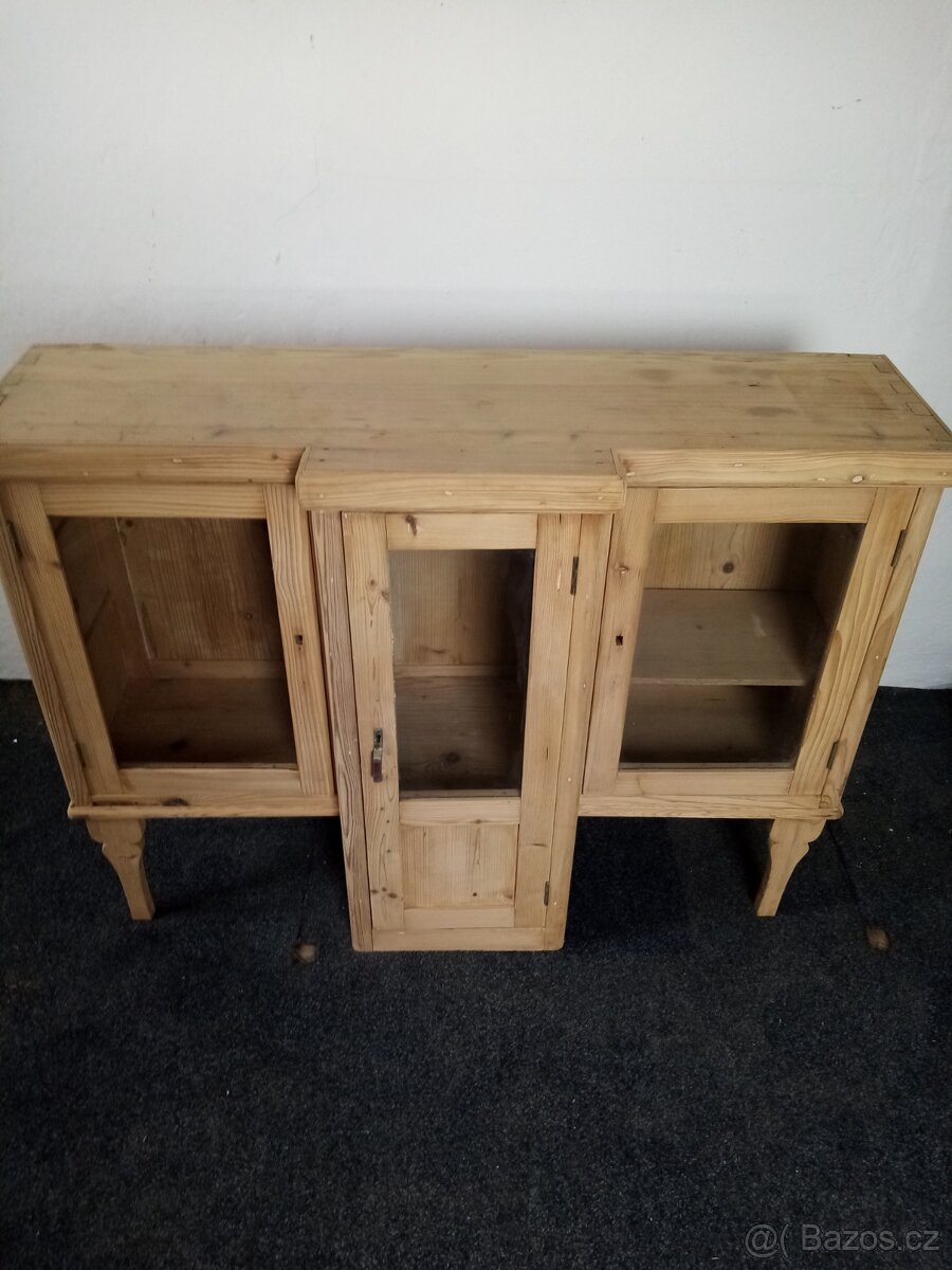 Starožitná selská skříňka - 4