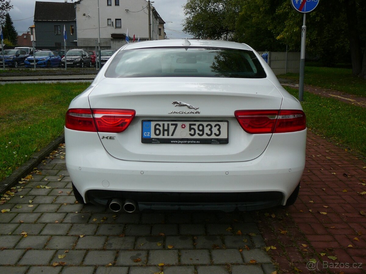 Jaguar XE 2.0D 132kW - 4