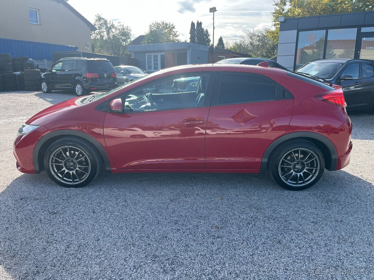 Honda Civic 1.8i V-tec 104kw, 1. majitel - 4