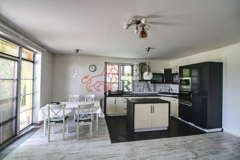 Drásov, RD 3+kk, CP 503m2, zahrada, garáž - 4