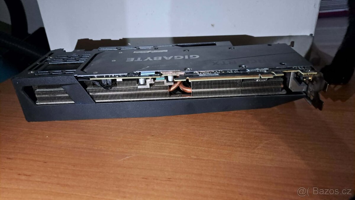 Nvidia Geforce RTX3080 OC10G (Gigabyte) - 4