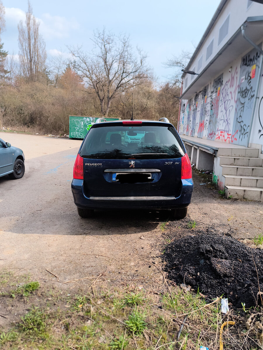 Pegeot 307 SW 2.0L kombi - 4