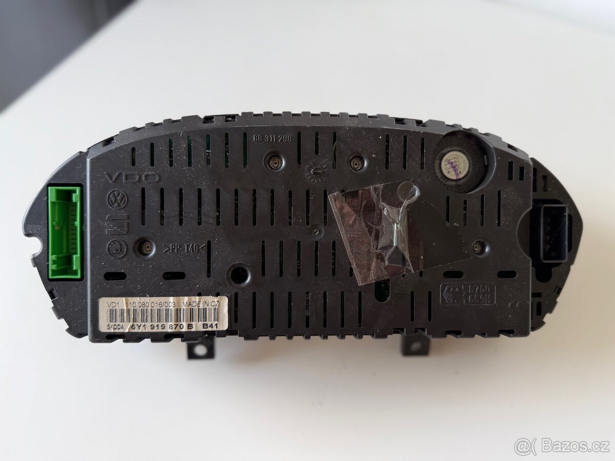 Přístrojová deska (budíky) Škoda Fabia I - 4