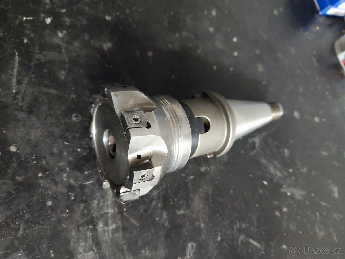 Fréza rohová Walter s VBD - 4