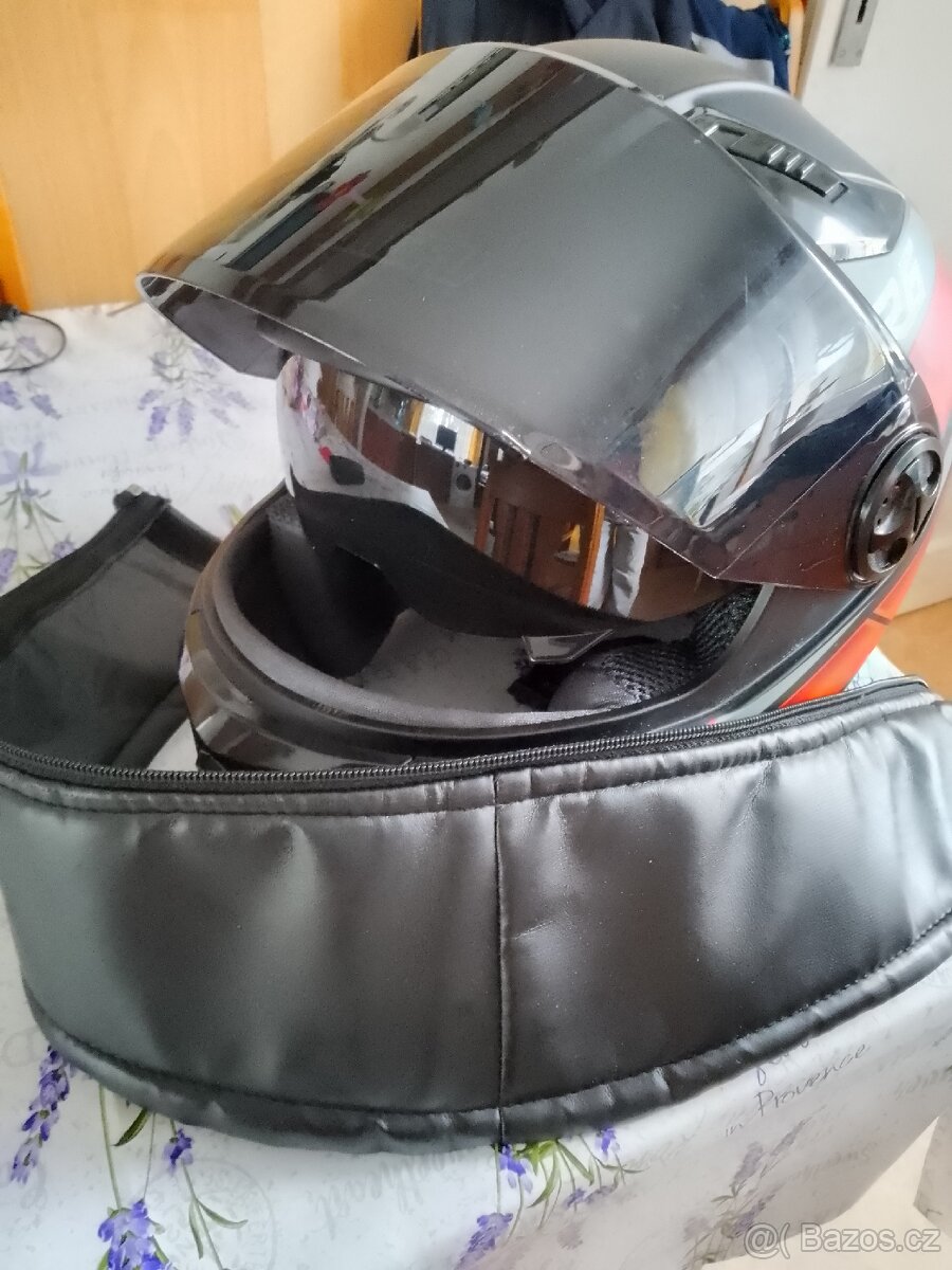 Helmu na motorku - 4