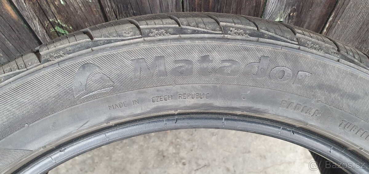 Zimní pneumatiky 275/40 R20 - 4