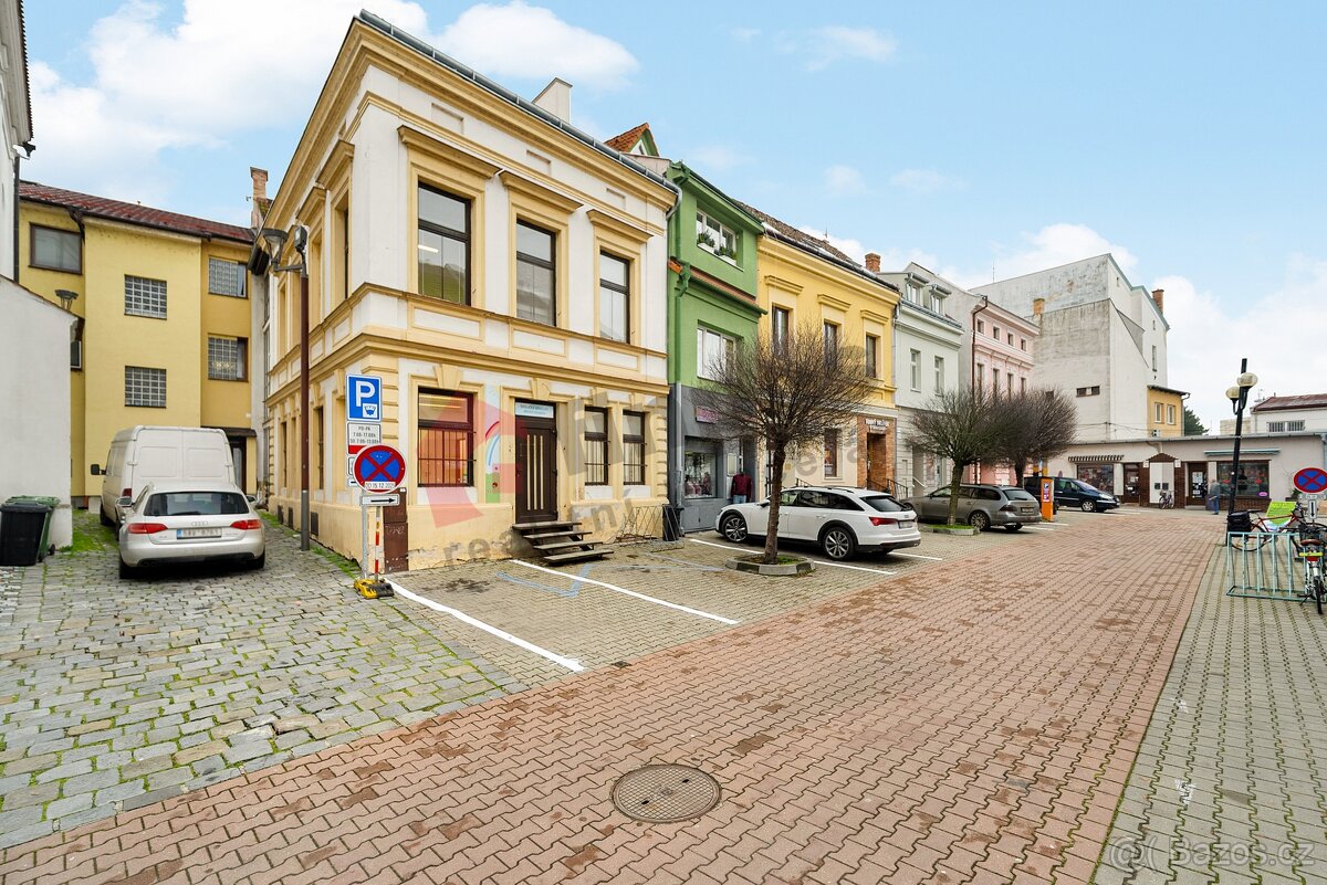 Prodej obchodních prostor 399 m2, centrum Břeclavi - 4
