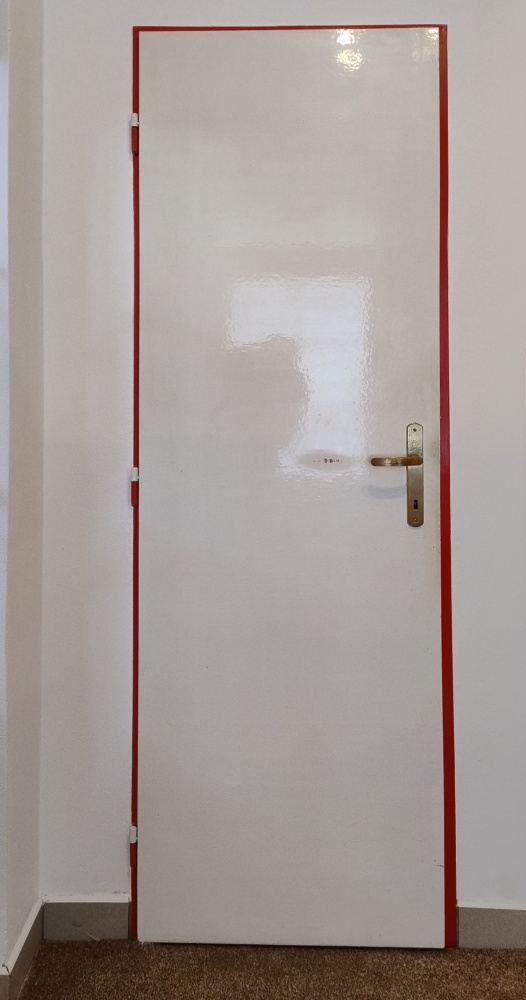 Prodám dveře 80L 3/3 + 60L plné bílé - 4