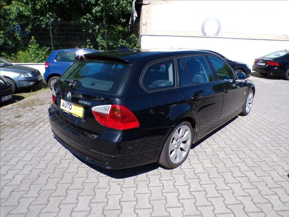 BMW 2,0 320D - 4