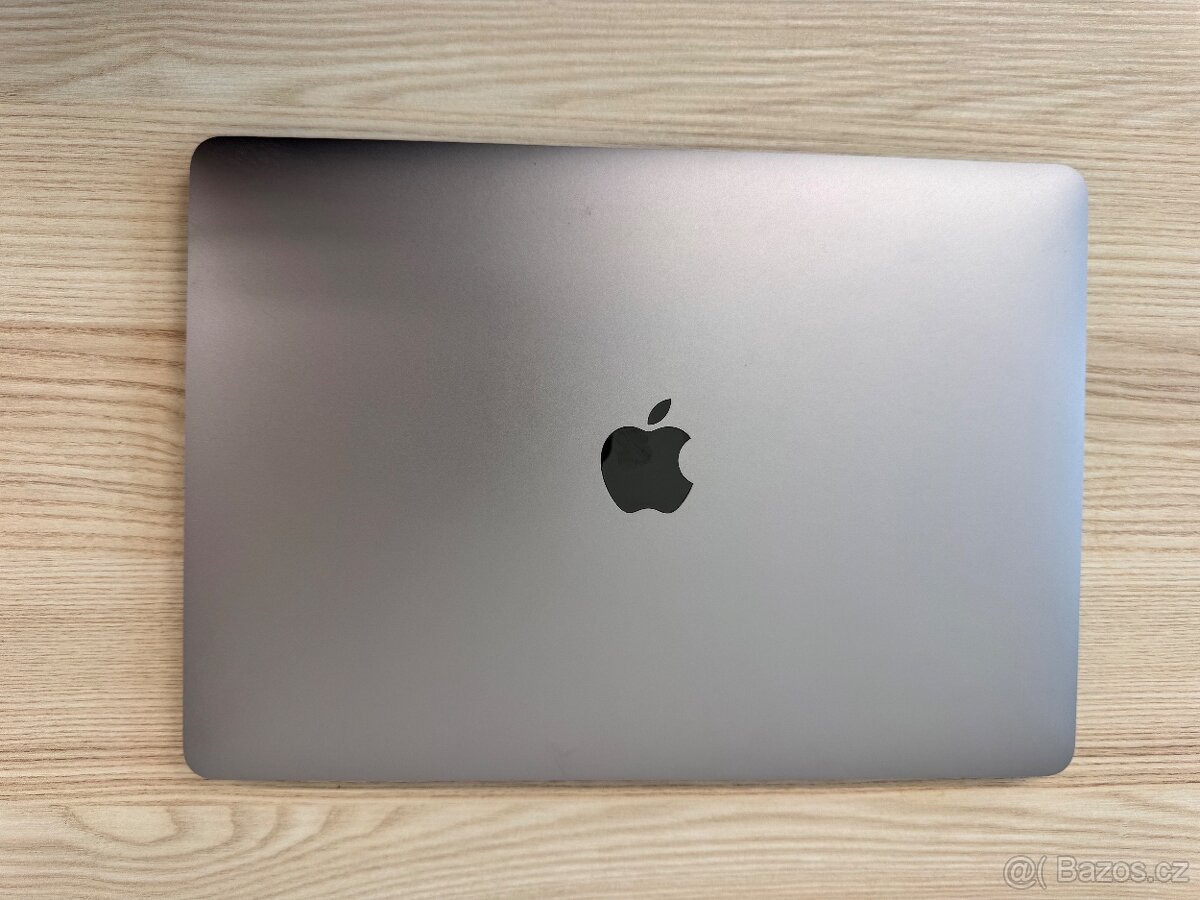 MacBook Pro M1 13”, 8GB, 512GB - 4