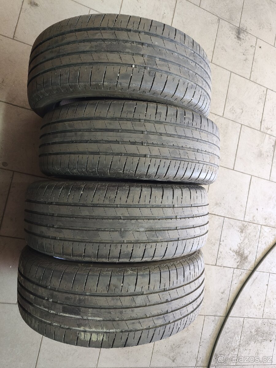 Bridgestone 215/55/18 95H letní - 4