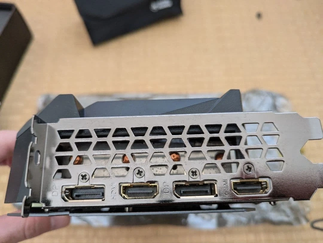 RTX 3070 TI Gigabyte Gaming OC - 4