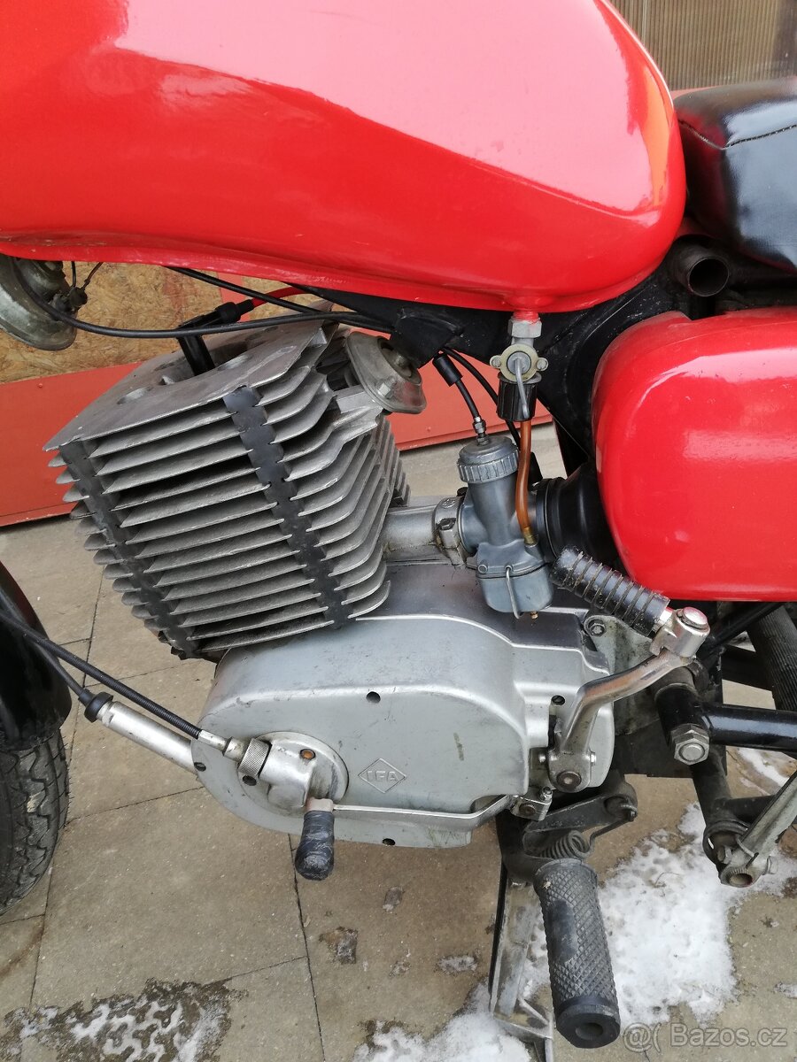 prodám VETERÁN motocykl MZ 250, ETZ 251 - 4