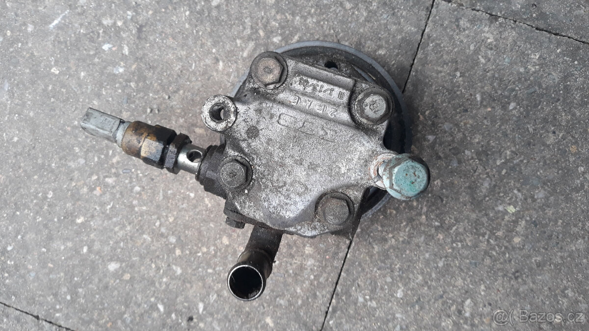 Servo čerpadlo octavia asi z 1.8T motoru - 4