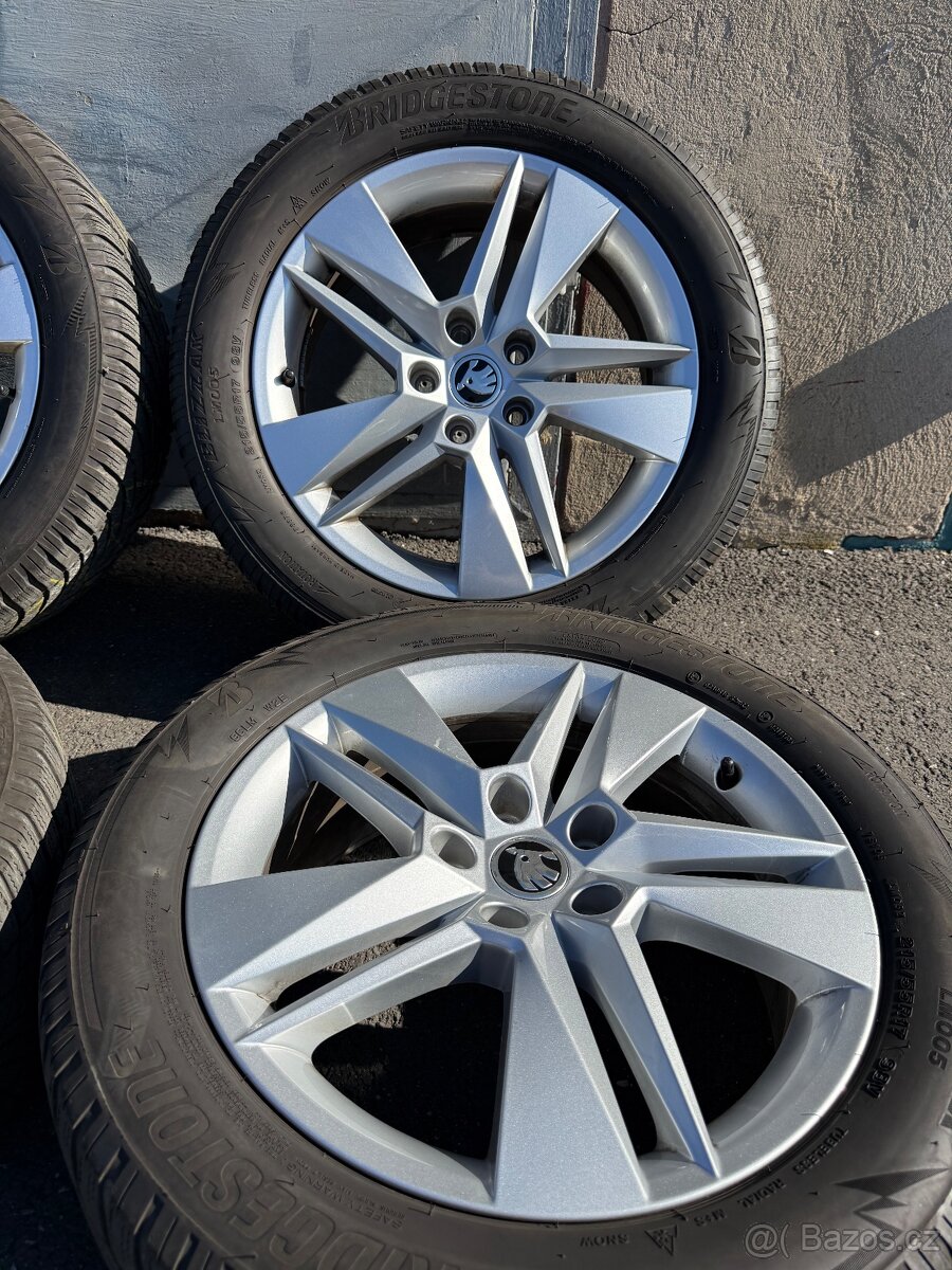 Originál Škoda Superb III R17 5x112 Markab - 4