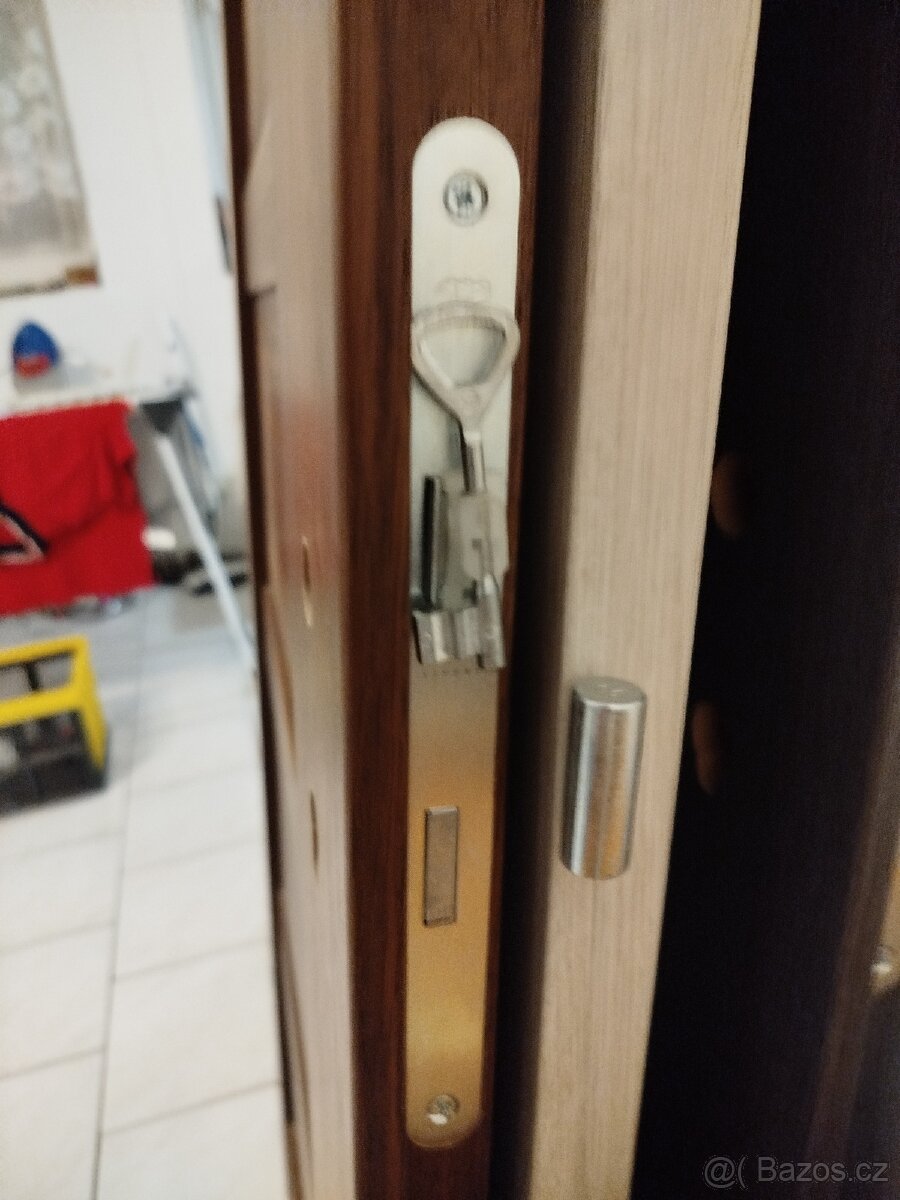 Interiérové dveře PRESTI 80 levé - 4