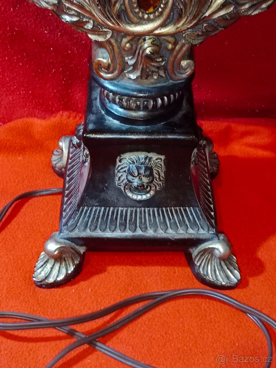 Lampy na prodej - petrolejové, na elektriku atd celkem 16 ks - 4